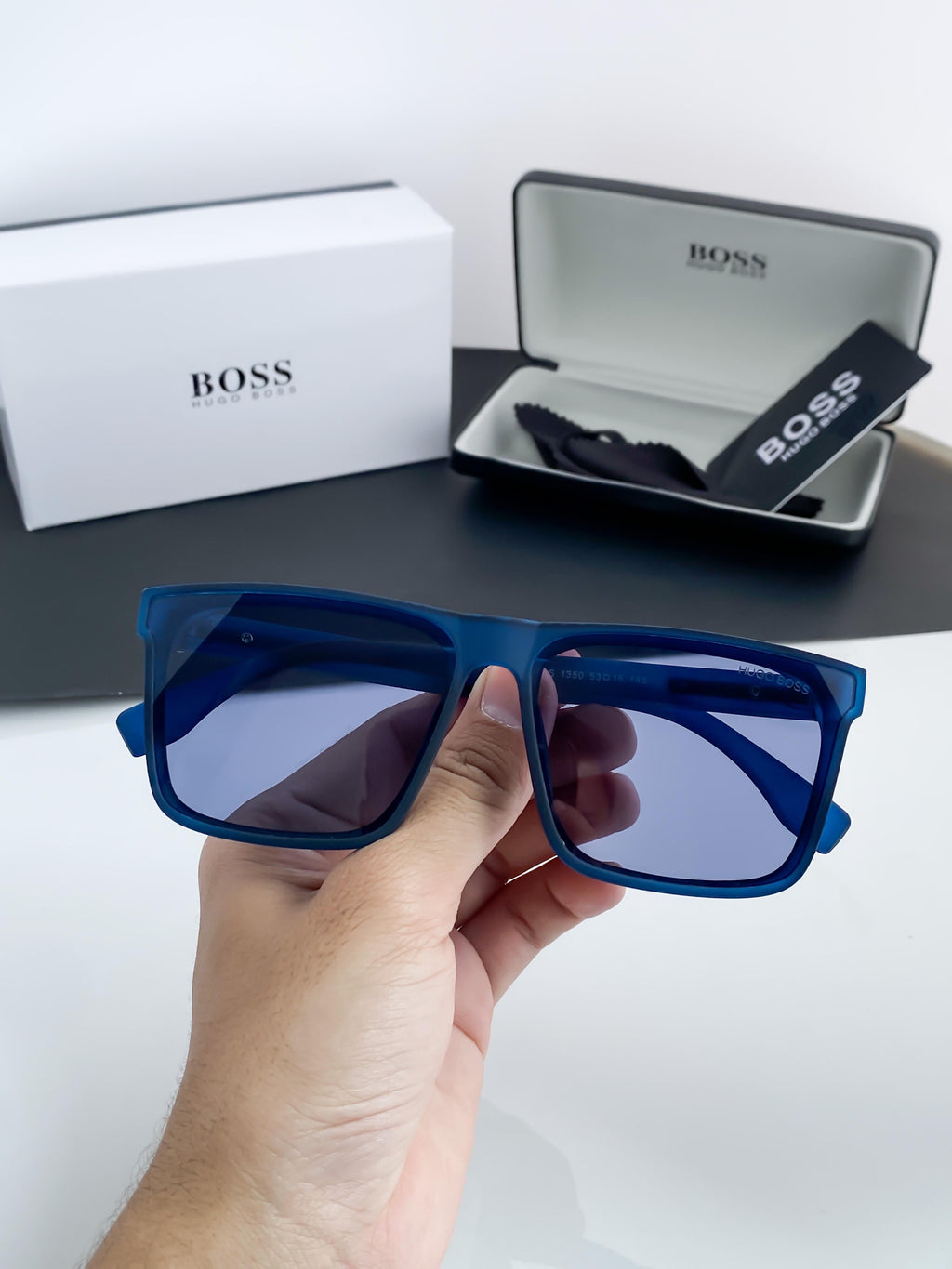 *HU_go_BOSS BLUE 1350 B