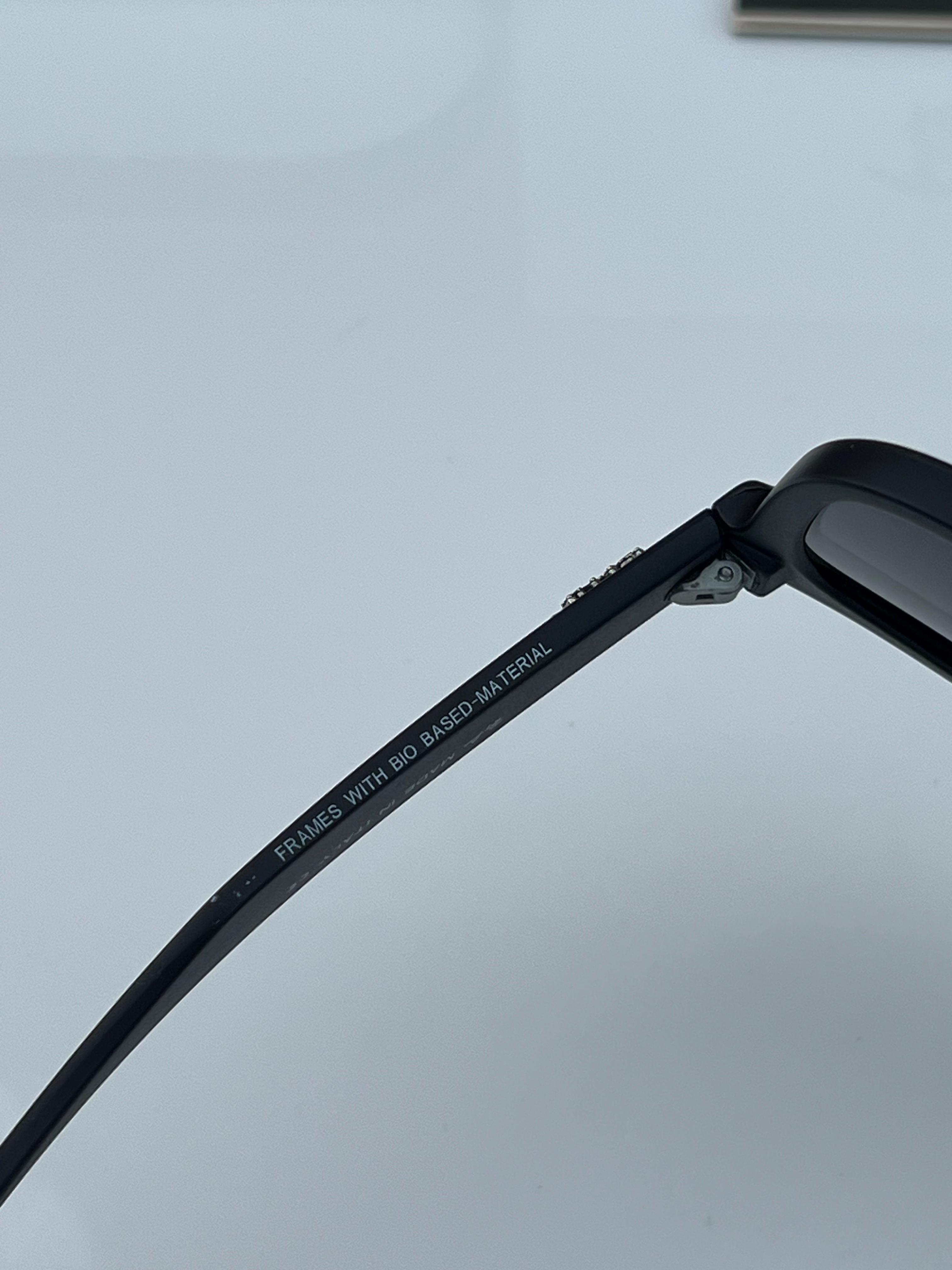 Ray  0502 matt black A