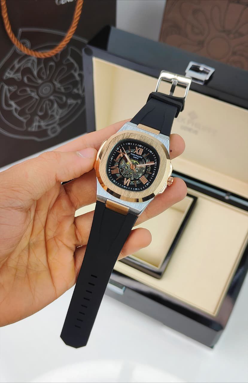 PATE__K PH___LIPPE NAUTILUS WATCH