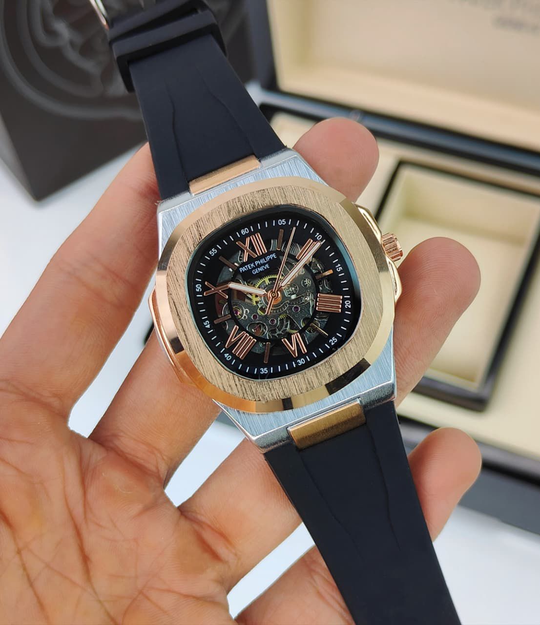 PATE__K PH___LIPPE NAUTILUS WATCH