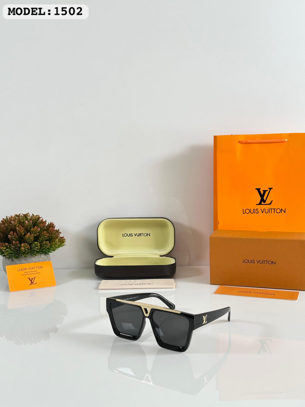 Lv sunglass unisex premium Quality
