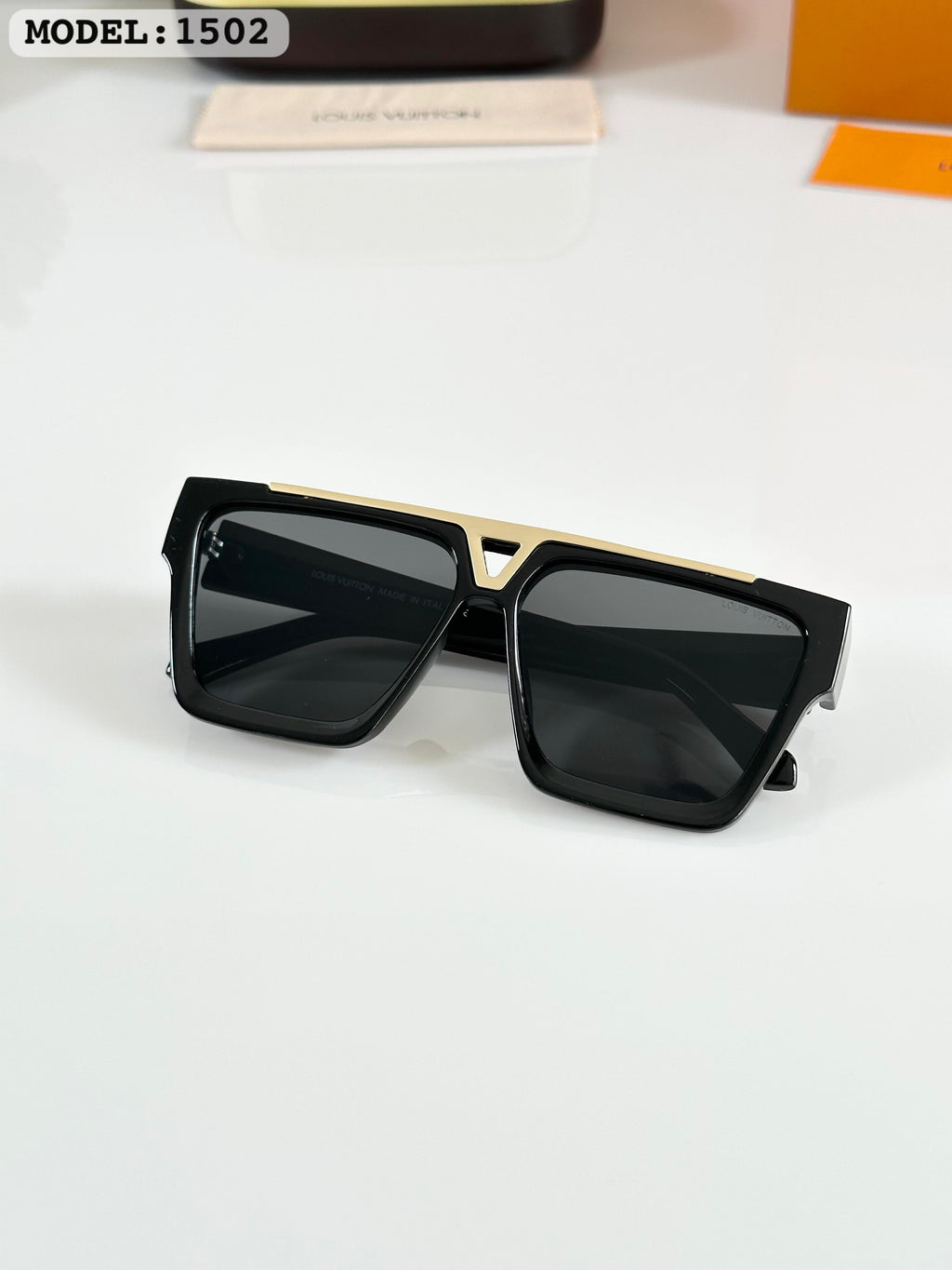 Lv sunglass unisex premium Quality